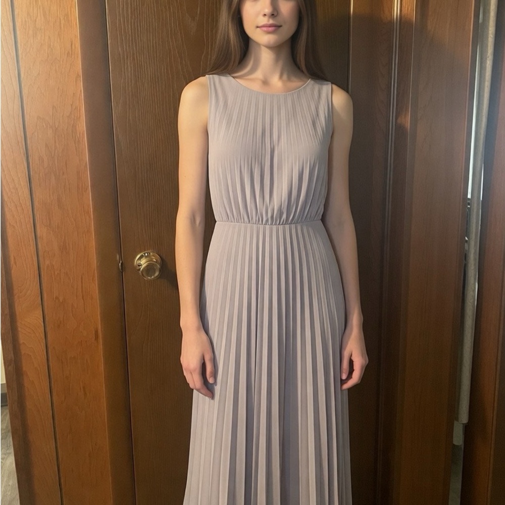 Chic Sleeveless Maxi Dress - Cream